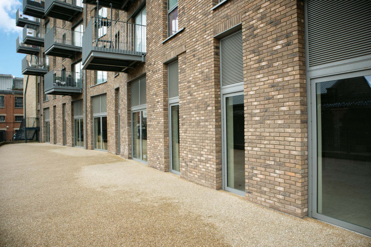 Urbane Mischnutzung in beige-grau | Klinkerwerke Muhr