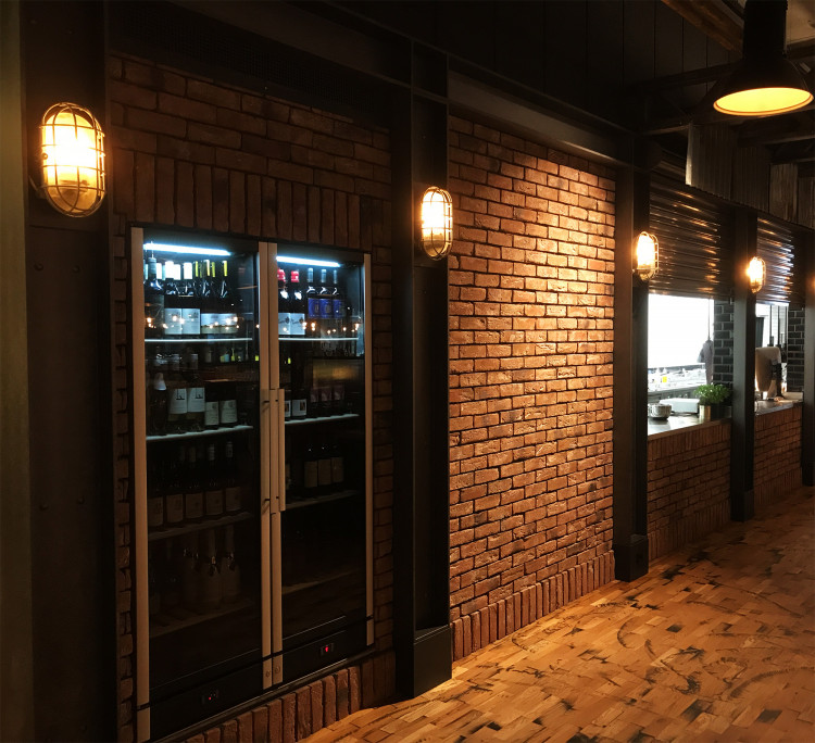 Motorworld Mallorca | Klinkerwerke Muhr