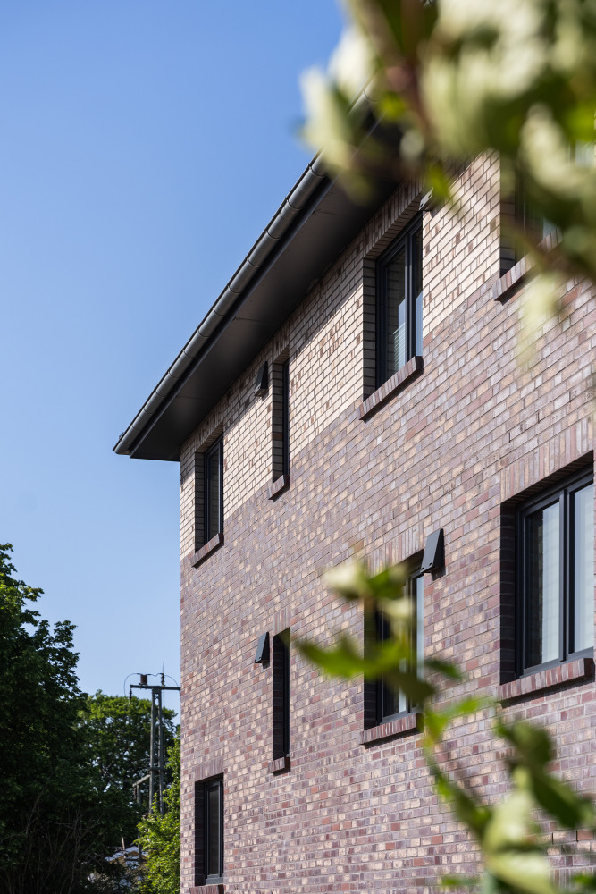 Mehrfamilienhaus mit zweifarbiger Klinkerfassade | Klinkerwerke Muhr