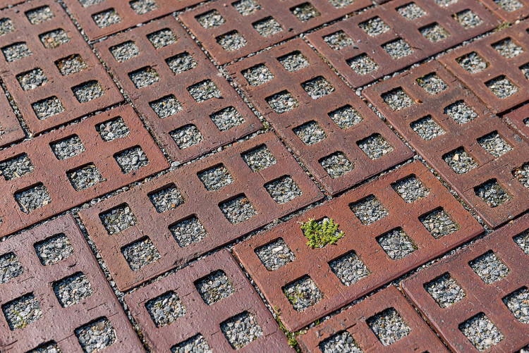 Unsere Rasenlochklinker | Klinkerwerke Muhr