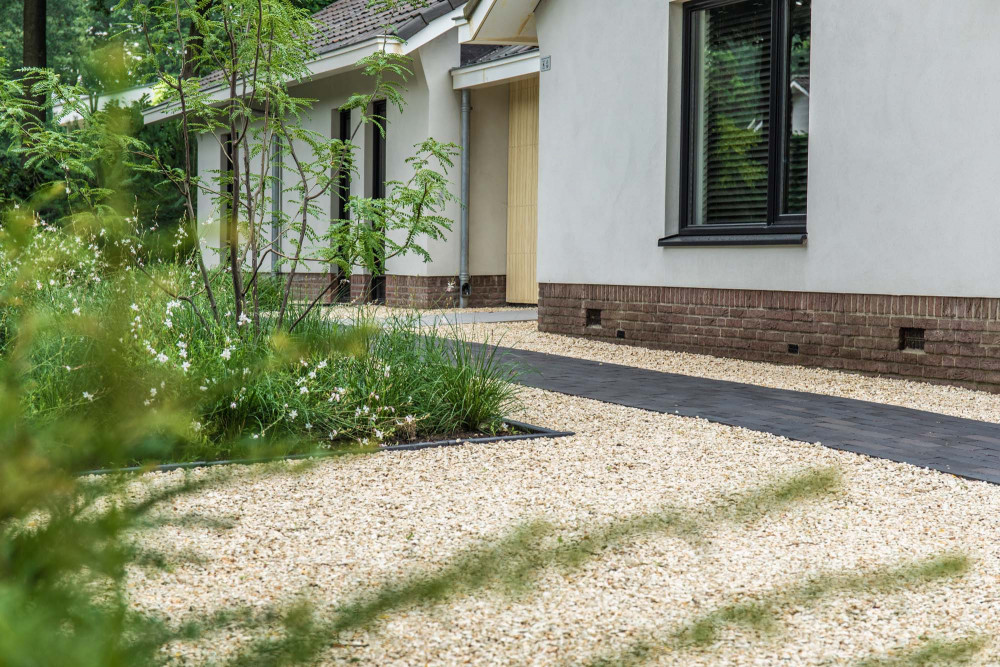 Elegante Wirkung durch dunkles Pflaster | Klinkerwerke Muhr