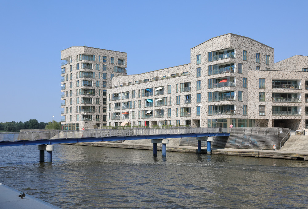 Holzhalbinsel Rostock | Klinkerwerke Muhr