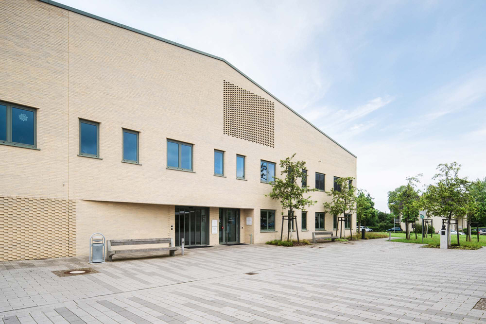 Ärztehaus und Montessori Kinderhaus | Klinkerwerke Muhr