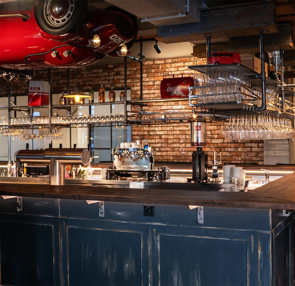 MotorWorld Inn Restaurant Böblingen | Klinkerwerke Muhr